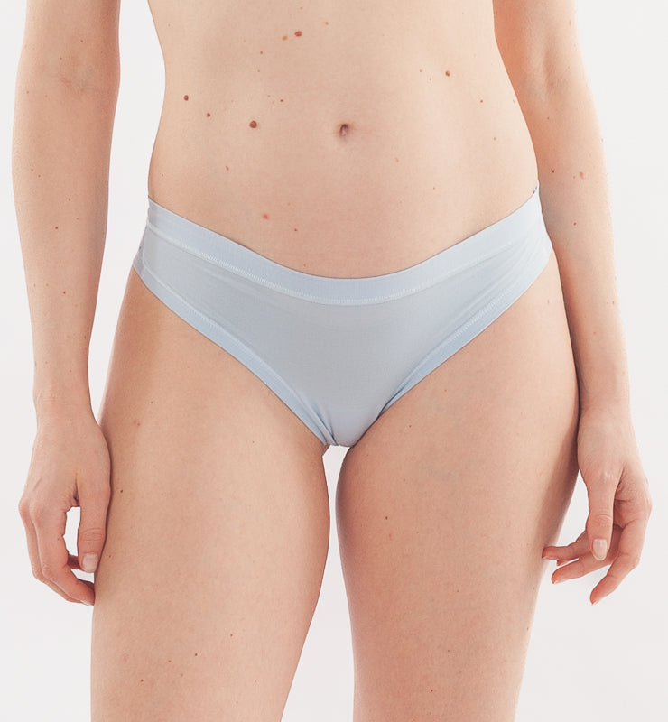 Lasergeschnittener brasilianischer Slip aus TENCEL™