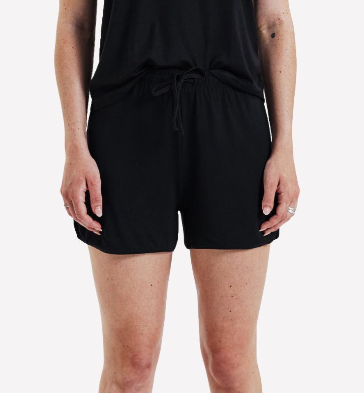 Kurzer Pyjama aus Tencel™-Seide