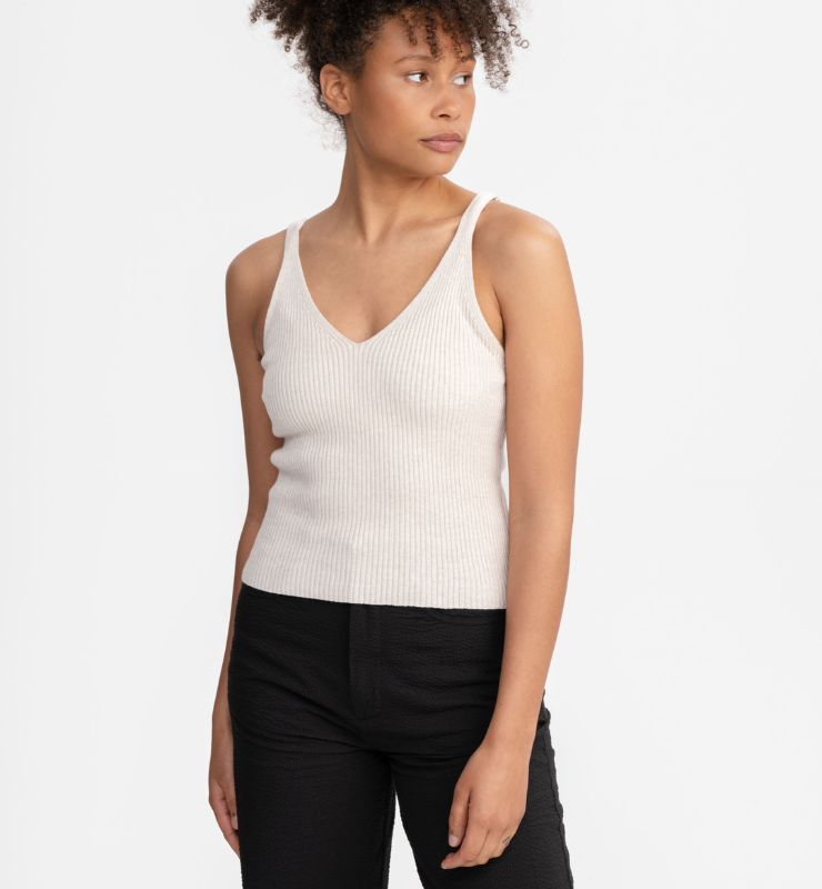 Top in maglia a costine con scollo a V