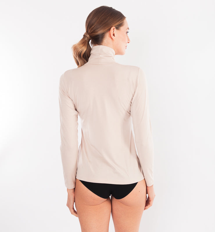 Langärmliger Rollkragenpullover aus TENCEL™