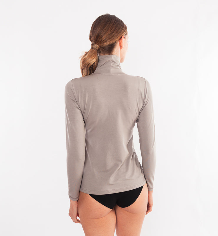 Langärmliger Rollkragenpullover aus TENCEL™