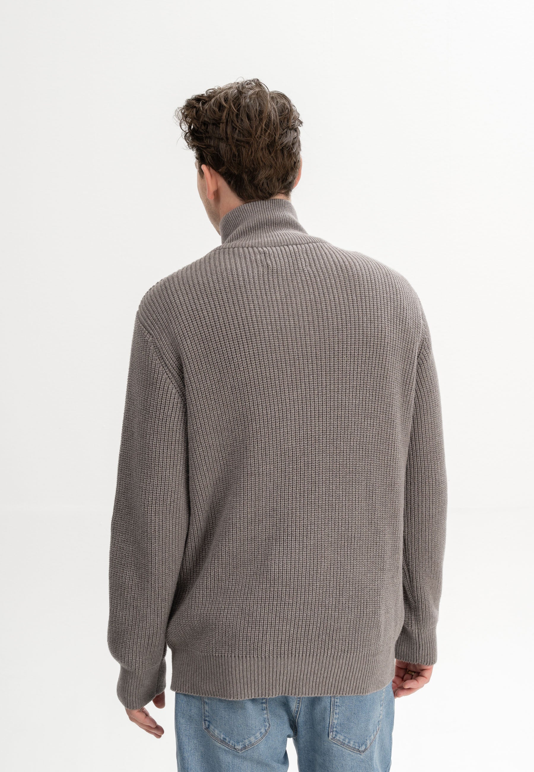 Maglione Uomo in Cotone Biologico GOTS – Collo Alto e Zip
